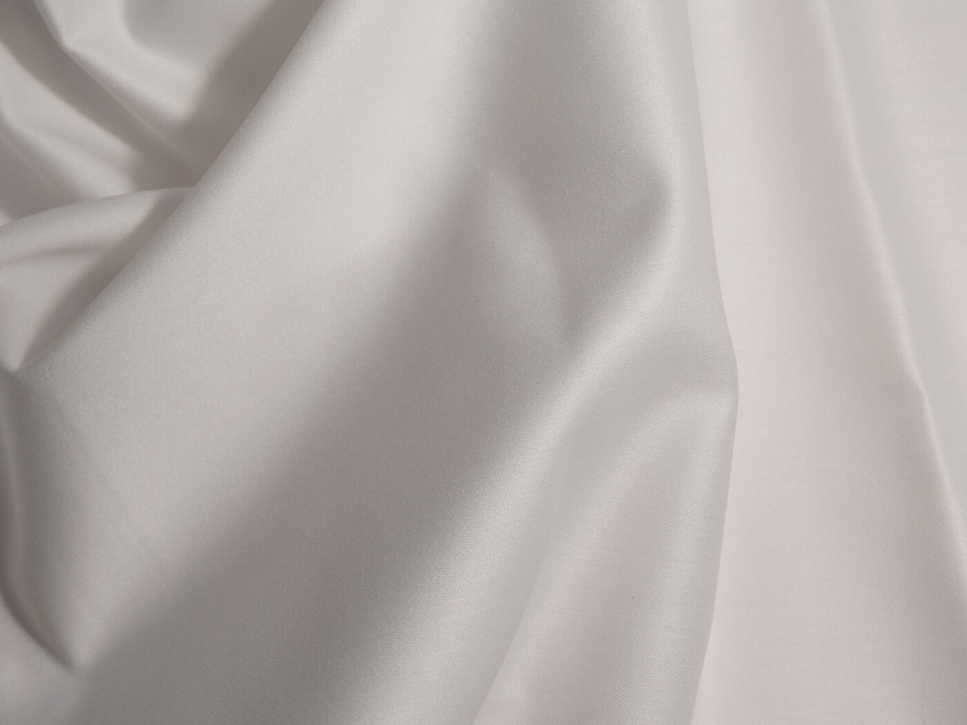 Futtersatin Fiorella 809 ecru 300cm Warenbreite/Warenhöhe 50% BW 50% PL