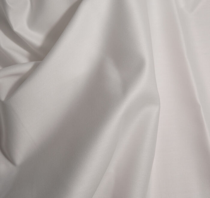 Futtersatin Fiorella 809 ecru 300cm Warenbreite/Warenhöhe 50% BW 50% PL