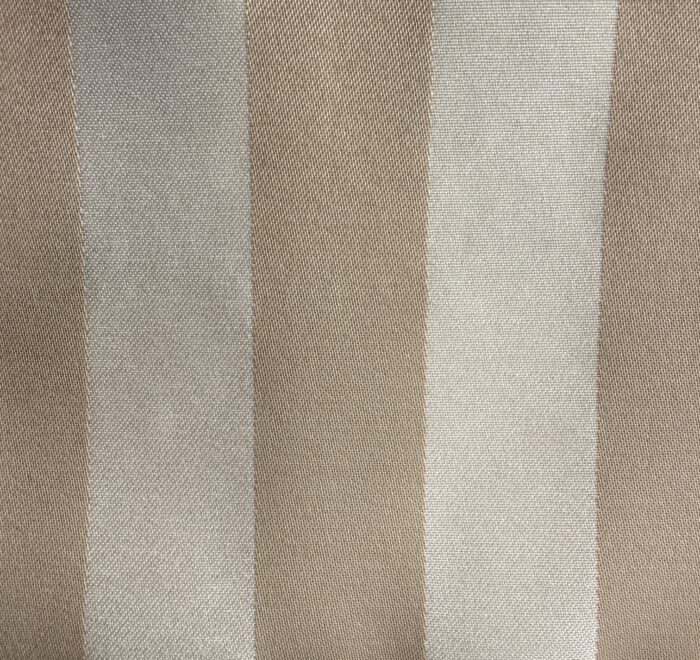 Dannenberg Blockstreifen 55 sand/ecru 50% Polyester 50% Polyacryl 140cm Warenbreite